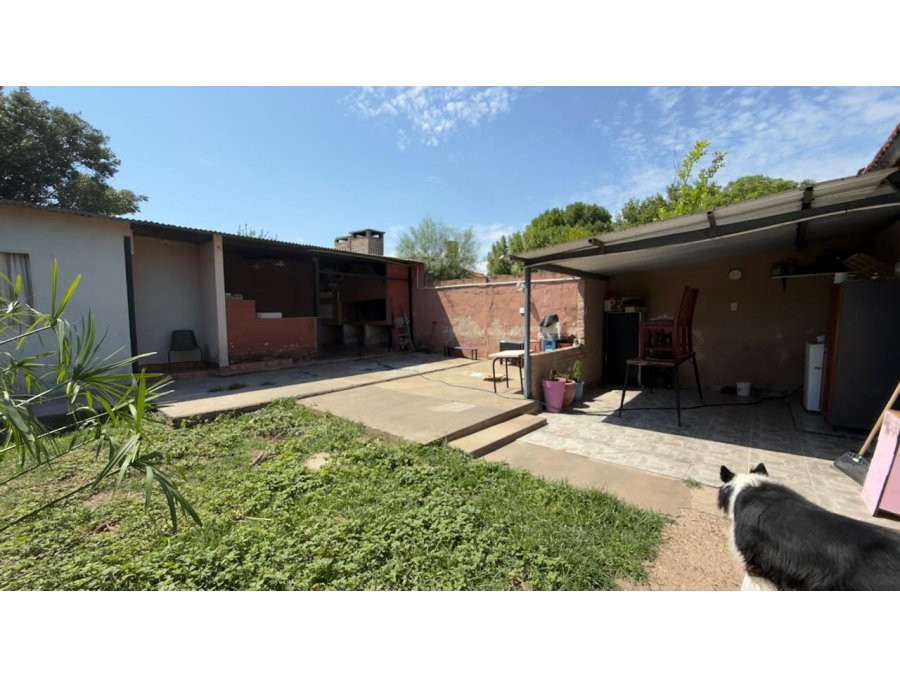 EN VENTA CASA SAN BENITO - EXCELENTE ZONA