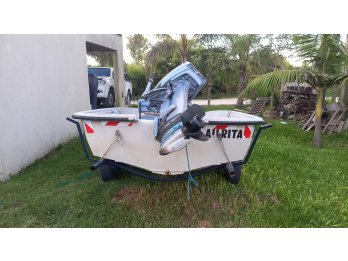 VENDO LANCHA