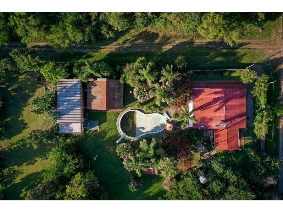🌿 Casa Quinta en Venta - 2400 m2 de pura naturaleza, Sauce Montrull.