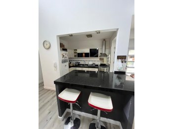 CASA 4 DORM, COCHERA PASANTE + PILETA / ZONA  ALMAFUERTE