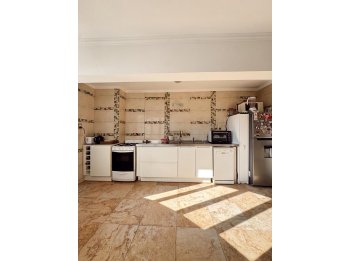 Venta departamento dos dormitorios con cochera zona parque