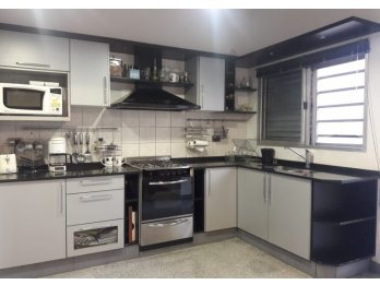 En venta casa dentrro de boulevares !