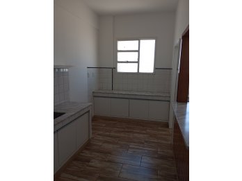 DUEÑO ALQUILA OFICINAS COMERCIALES O GRAN LOFT