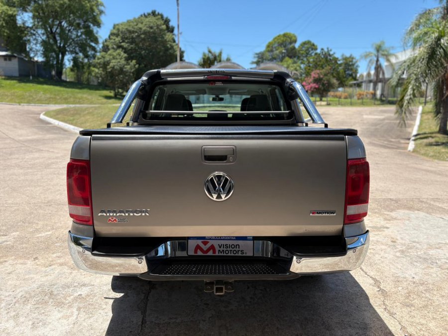 VOLKSWAGEN Amarok 2.0 Highline 4x4 AT 180hp