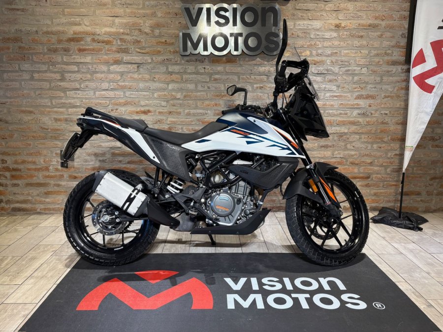 KTM 250 Adventure. Recibo vehiculos