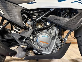 KTM 250 Adventure. Recibo vehiculos