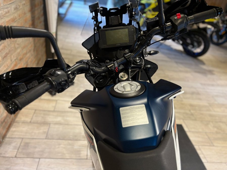 KTM 250 Adventure. Recibo vehiculos