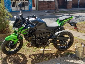 Vendo Kawasaki Z400 2022