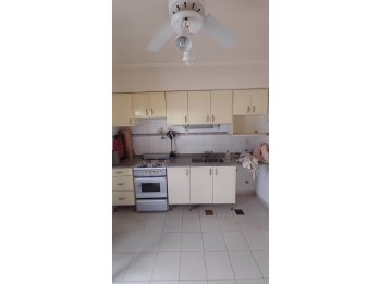 Vende Hermoso Duplex calle Victoria pasando San Luis