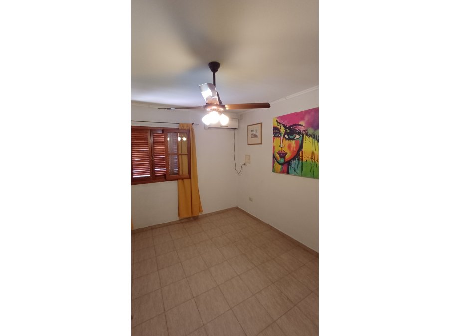 Vende Hermoso Duplex calle Victoria pasando San Luis