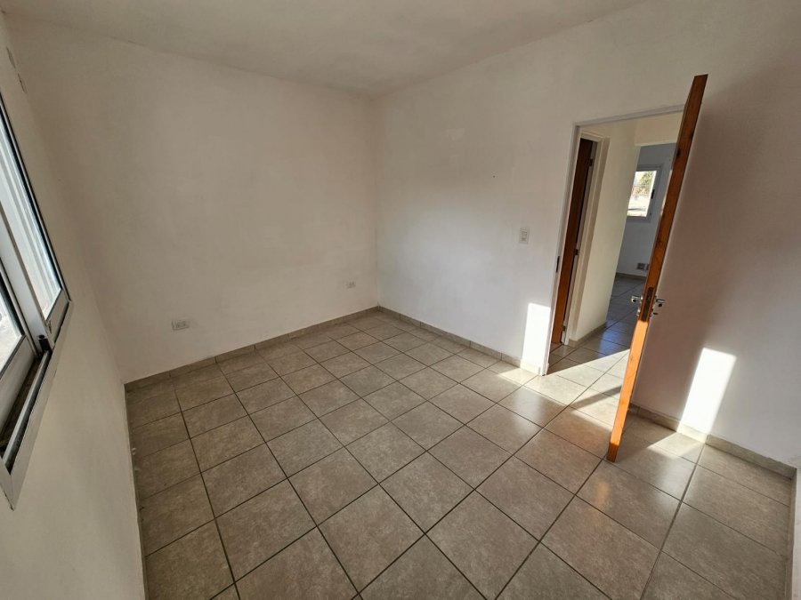 Alquila Dpto calle Ferre