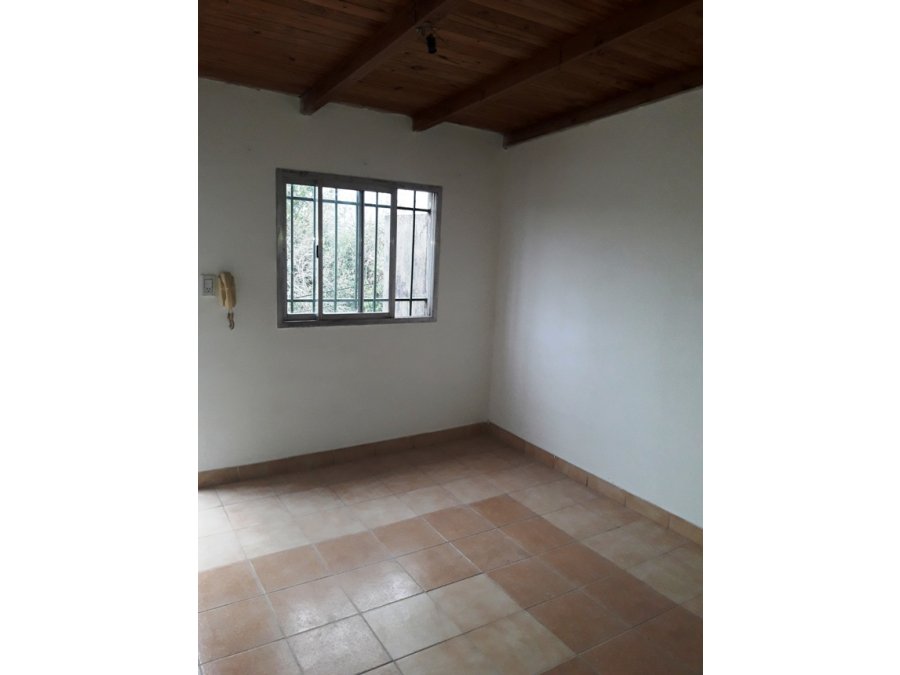 Alquila Dpto calle Selva de Montiel y J. Lopez