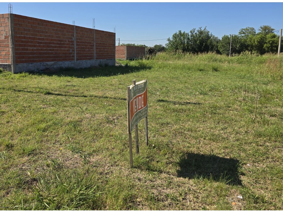 Lote en San Benito loteo Altos del Este venta