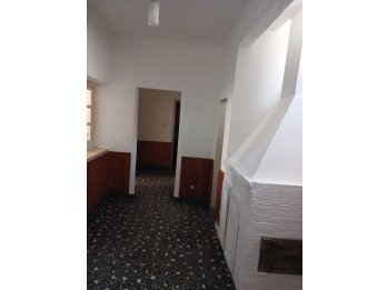 DEPARTAMENTO 2 DORM EN CALLE GUALEGUAYCHÚ. IDEAL MODERNIZAR