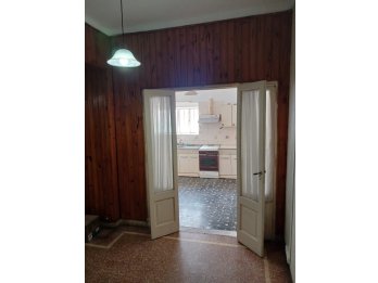 DEPARTAMENTO 2 DORM EN CALLE GUALEGUAYCHÚ. IDEAL MODERNIZAR