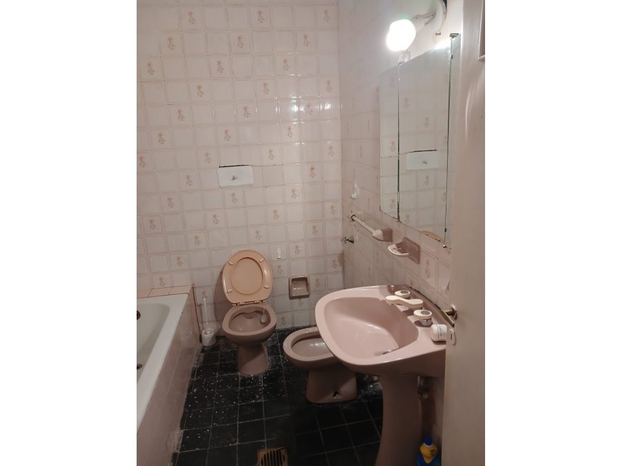 DEPARTAMENTO 2 DORM EN CALLE GUALEGUAYCHÚ. IDEAL MODERNIZAR