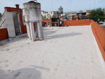 DEPARTAMENTO 2 DORM EN CALLE GUALEGUAYCHÚ. IDEAL MODERNIZAR