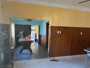 Vendo Casa en esquina Blas Parera y Zuviria!