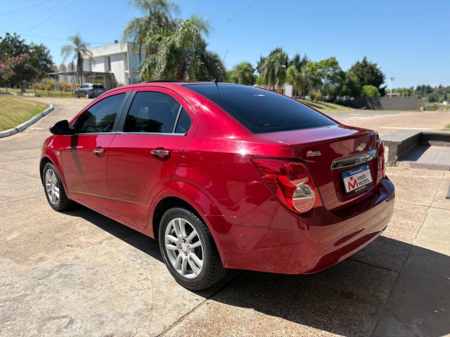CHEVROLET Sonic 1.6 LTZ MT