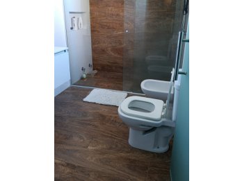 VENDO MUY LINDA CASA 4 DORM - CALLE DERQUI Y LOS DRAGONES