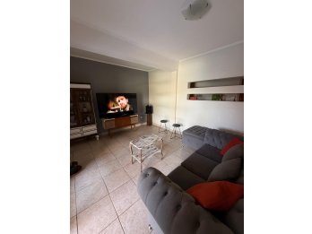EN VENTA HERMOSA CASA DE DOS PLANTAS - APTA CREDITO
