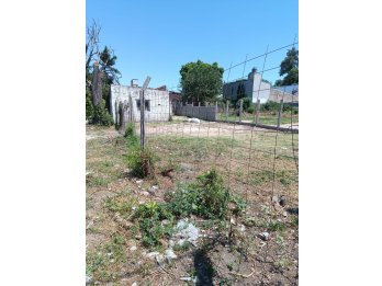 lote en esquina Barrio Gazzano