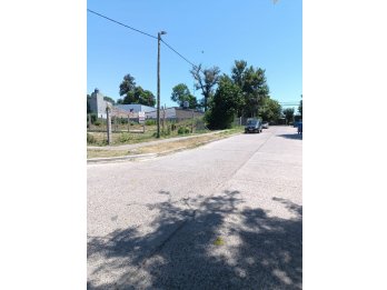 lote en esquina Barrio Gazzano