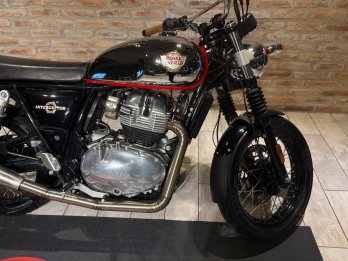 ROYAL ENFIELD Interceptor 650