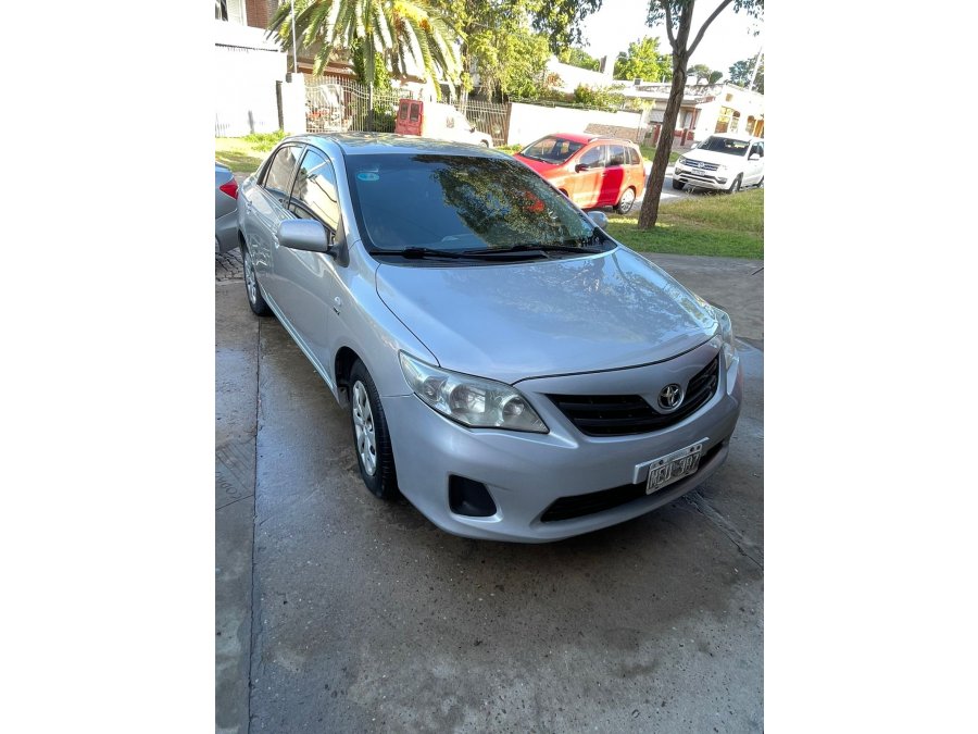 Corolla xli GNC 2013 220.000km. Vendo o permuto mayor-menor