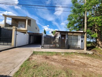 Vendo casona calle Newbery y Zani