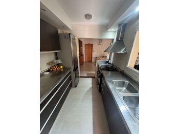 VENDO IMPORTANTE PROPIEDAD ZONA PARQUE.
