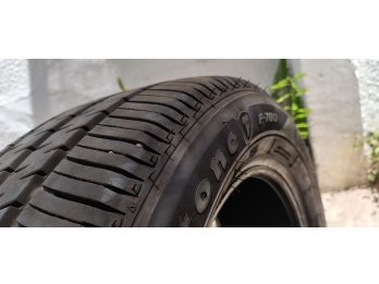 Dos neumáticos R16 Firestone 3 meses de uso