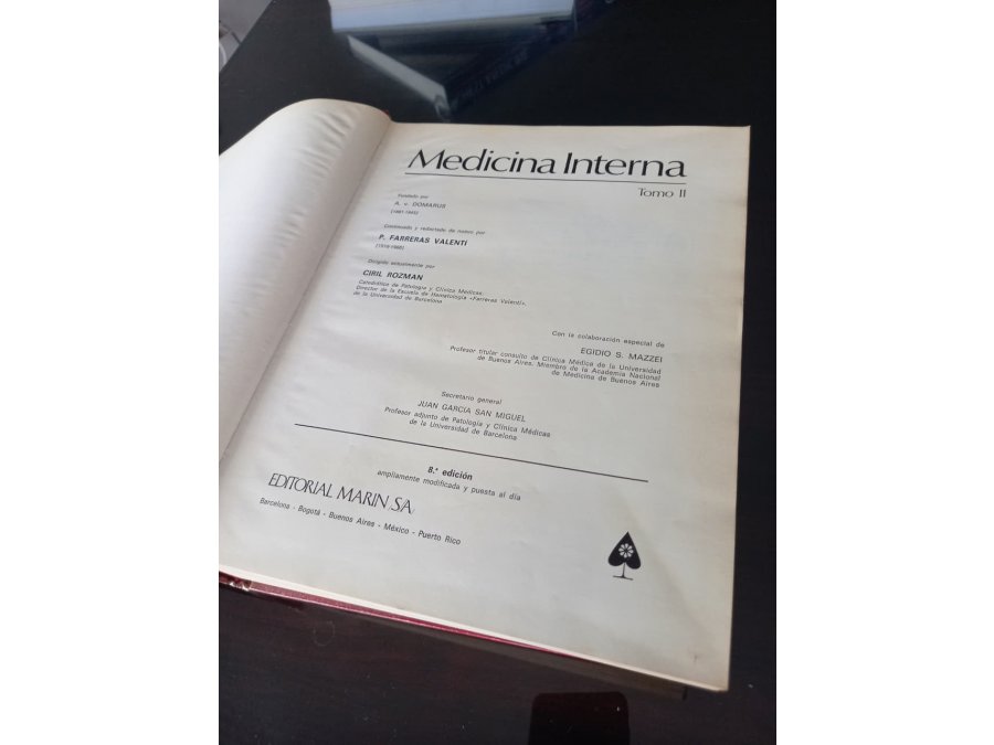 Liquido libros de Medicina excelente estado