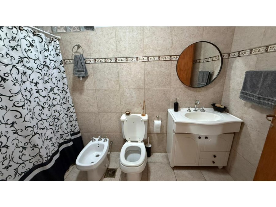 CASA APTA CREDITO, 3 DORM, COCHERA, PATIO Y PISCINA. PARANÁ