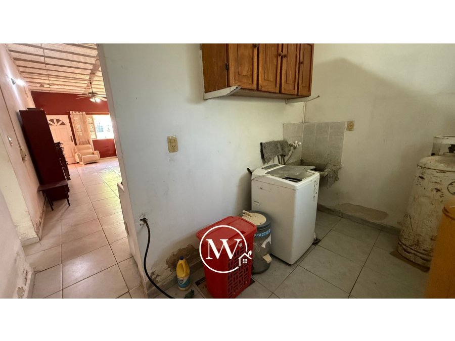 CASA APTA CREDITO SAN BENITO, 2 DORM, FONDO VERDE Y COCHERA
