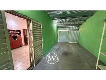 CASA APTA CREDITO SAN BENITO, 2 DORM, FONDO VERDE Y COCHERA