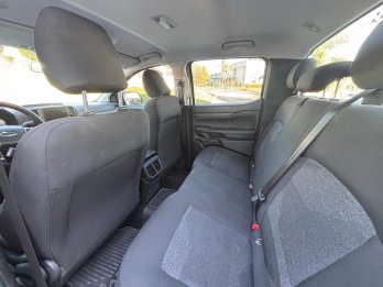 FORD RANGER 3.0 XLS V6 3.0L 4x4 AT. Recibo vehículos.
