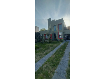 VENDO - CASA DUPLEX, Oro Verde