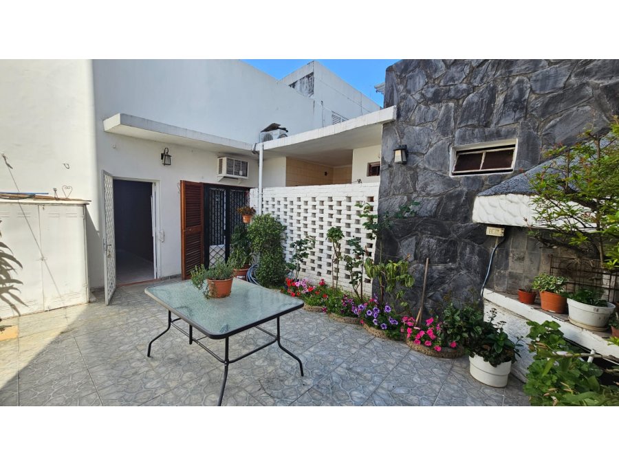 Casa de 3 dormitorios en venta en centro de Paraná