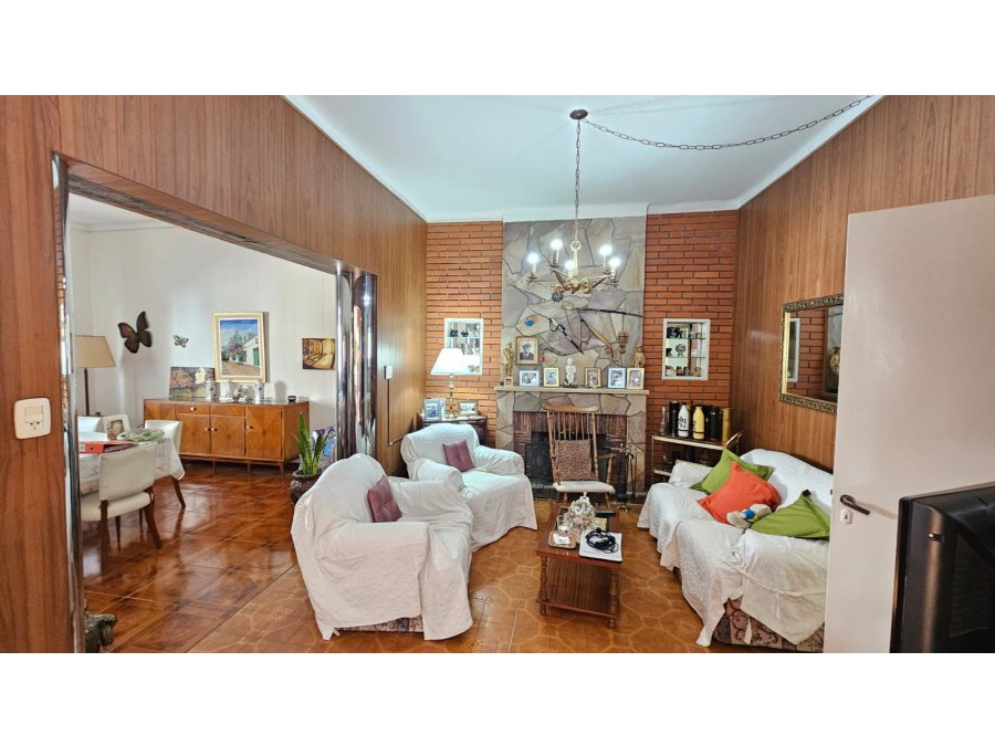 Casa de 3 dormitorios en venta en centro de Paraná