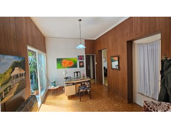Casa de 3 dormitorios en venta en centro de Paraná