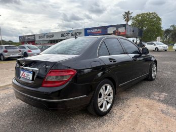 MERCEDES BENZ C220 CDI. Recibo vehículos.