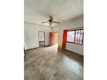 CASA APTA CREDITO 2 DORM. RONDEAU Y DON BOSCO