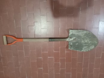 Pala usada en buen estado 102CM de largo