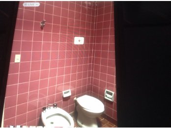 Alquilo monoambiente con cocheras