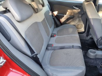 Excelente Fiat Palio 1.6 Essence / 2014