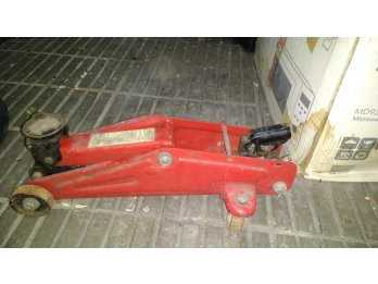Gato Hidráulico (formato Carro)