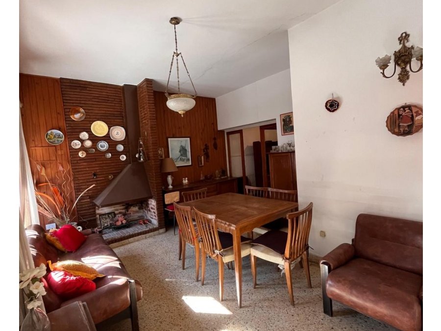 VENTA - Casa en C/ Remedios Escalada de San Martín 883