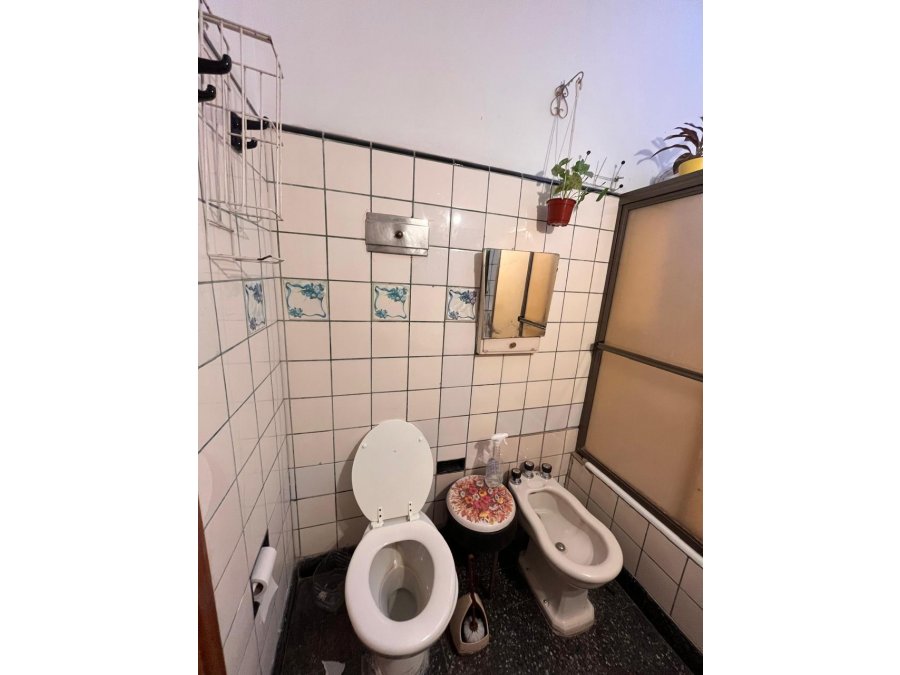 VENTA - Casa en C/ Remedios Escalada de San Martín 883