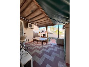 VENTA - Casa en C/ Remedios Escalada de San Martín 883